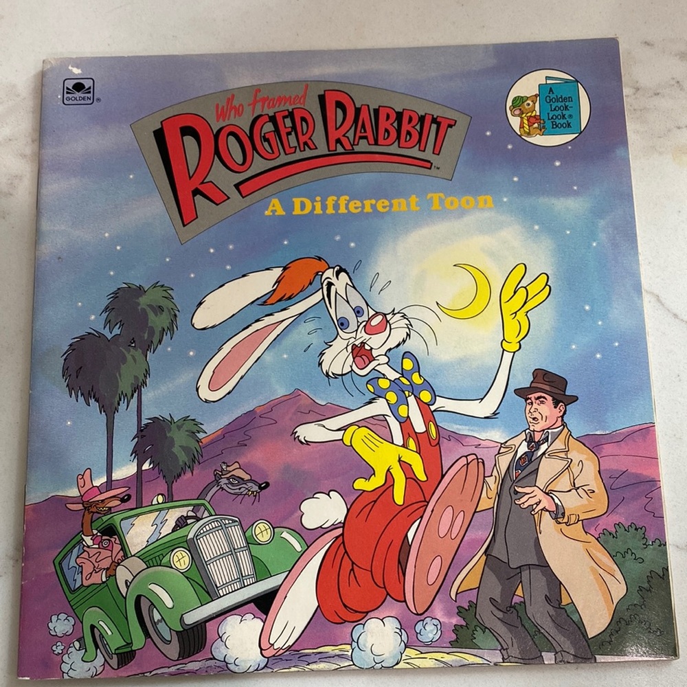 Vintage roger rabbit book